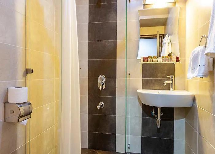 Ξενοδοχείο Cityhome 3*